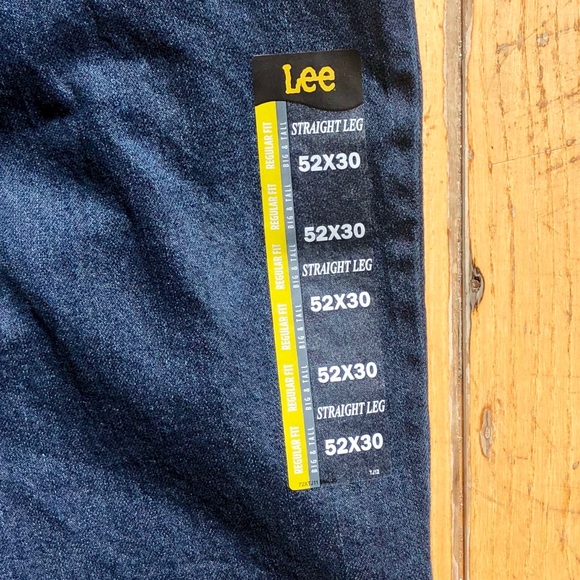 New! 🎉 Men’s Lee Jeans - Picture 5 of 7